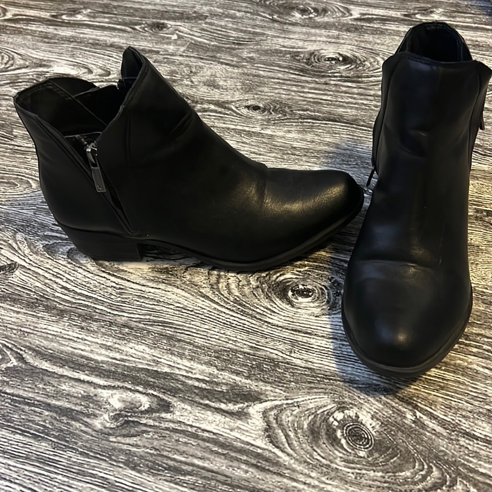 Black Lucky Brand Basal Booties
